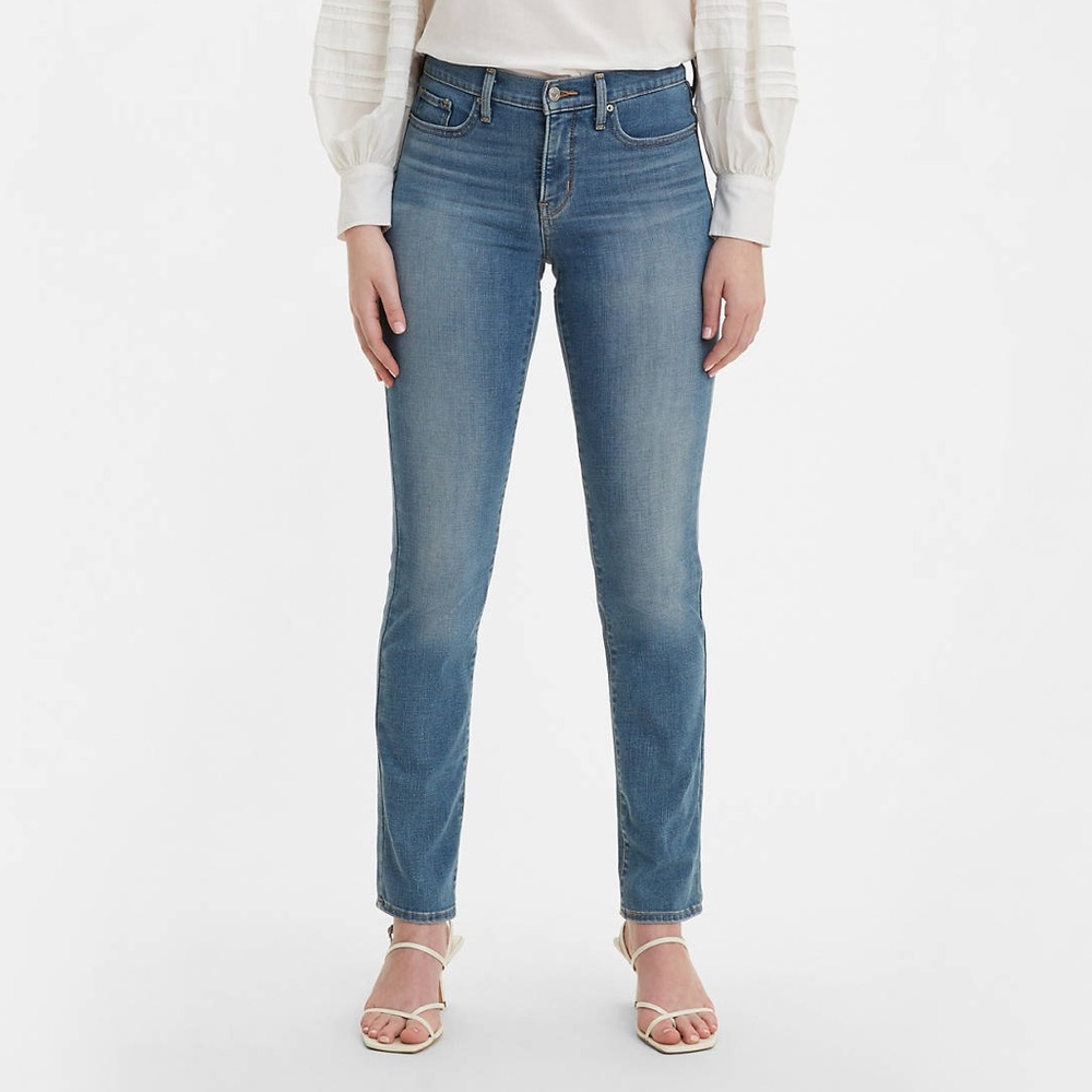 Women’s Levi’s Shaping Jeans